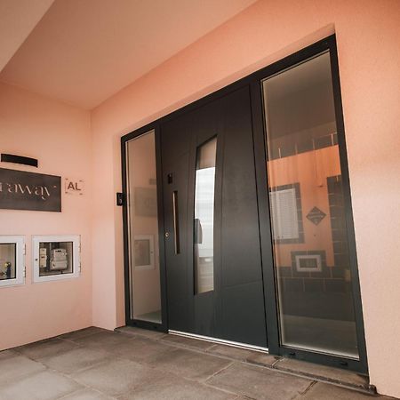 Cozy Seaside Studio Apartment C - Faraway 拉戈阿 外观 照片